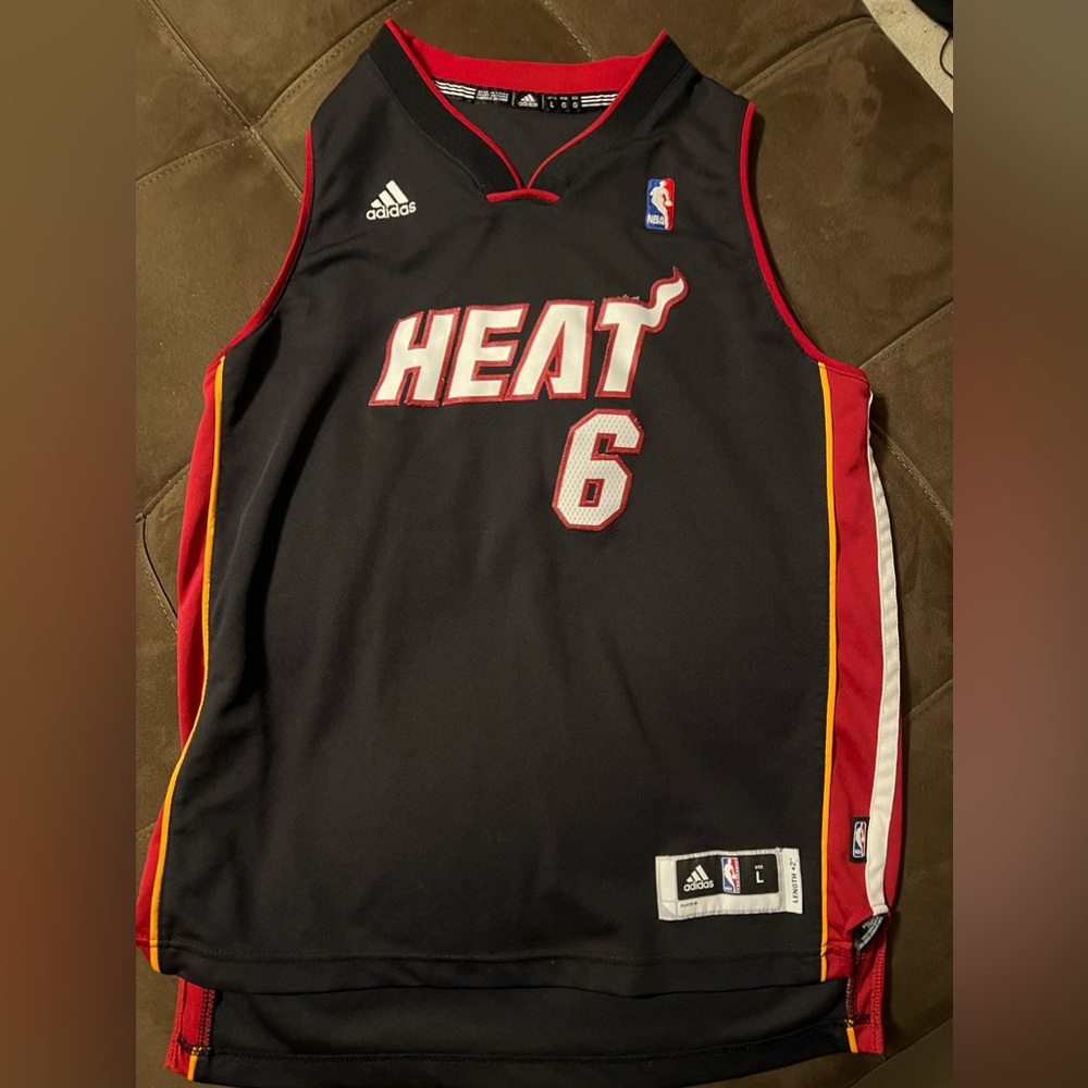 LeBron James Black Miami Heat Youth Jersey